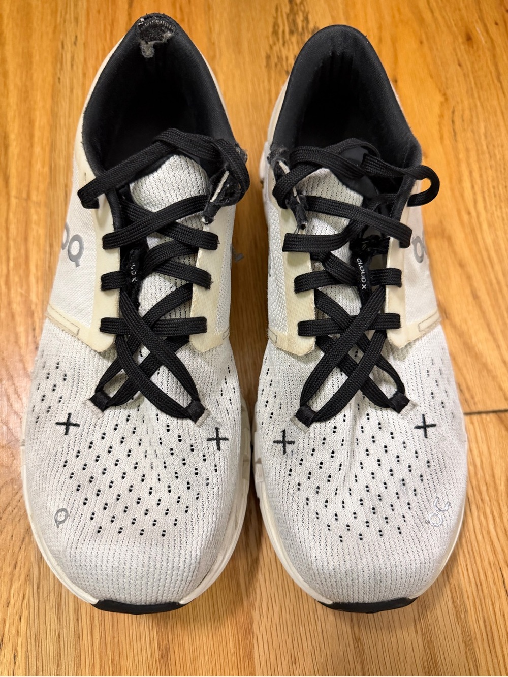 On Cloud X Women’s 9.5 White Black CloudTec Running Training Shoes